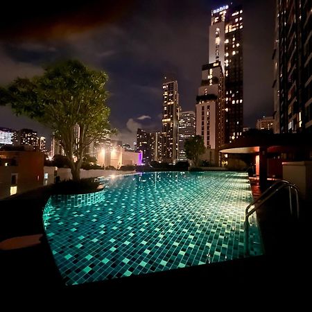 Cozy Studio Walk To Bts Free Wi-Fi Great Location Bangkok Buitenkant foto