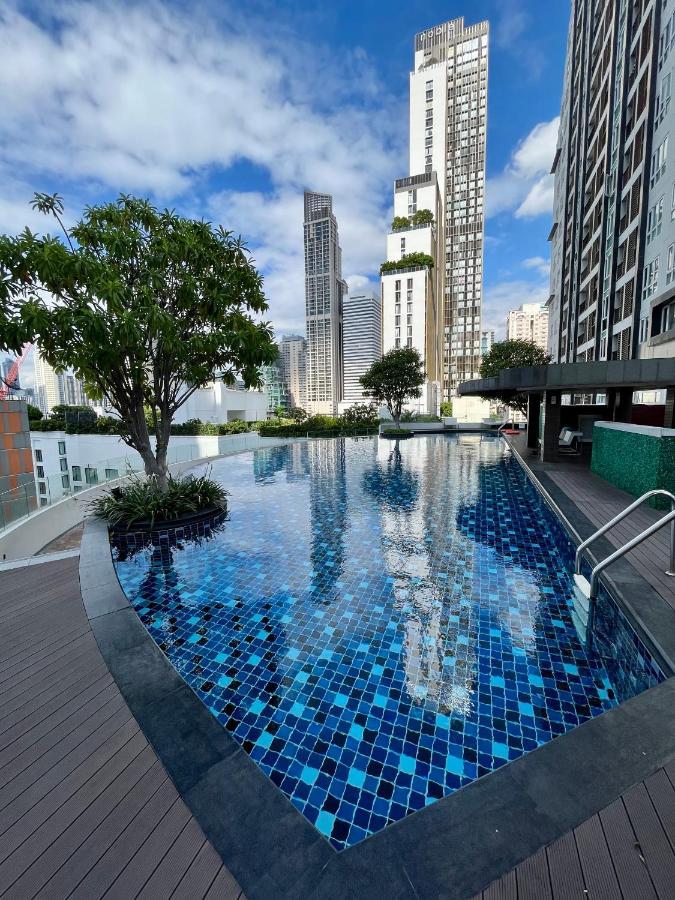 Cozy Studio Walk To Bts Free Wi-Fi Great Location Bangkok Buitenkant foto