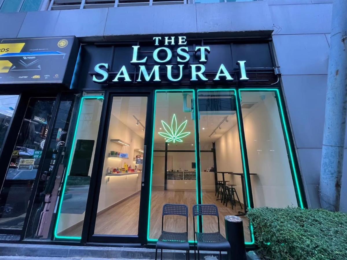 Cozy Studio Walk To Bts Free Wi-Fi Great Location Bangkok Buitenkant foto