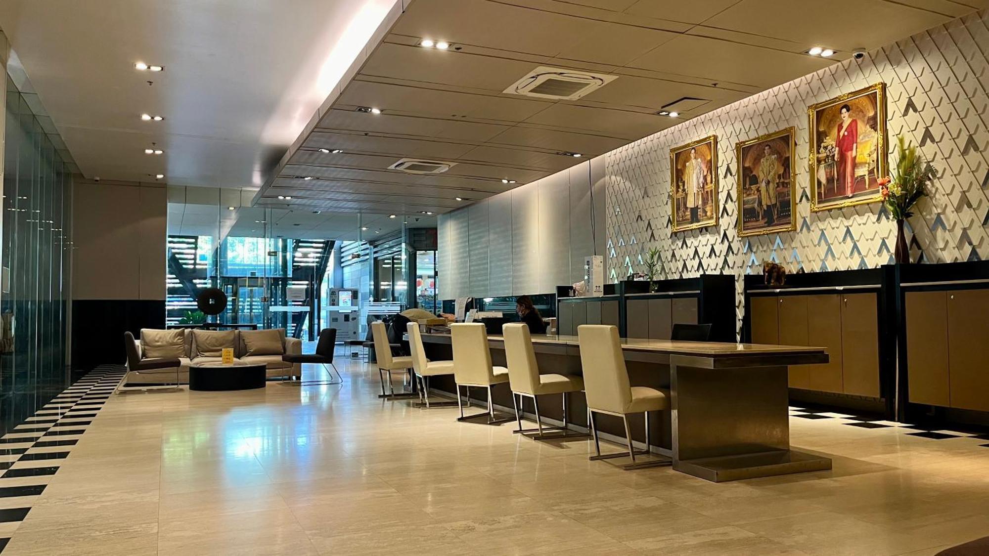 Cozy Studio Walk To Bts Free Wi-Fi Great Location Bangkok Buitenkant foto