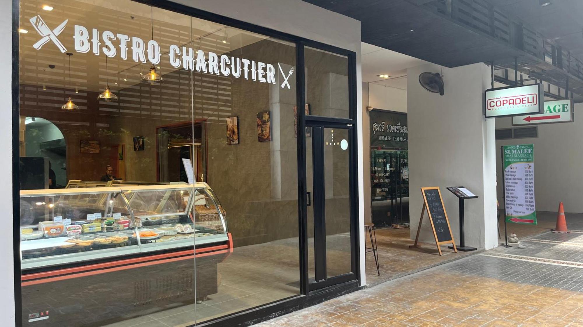 Cozy Studio Walk To Bts Free Wi-Fi Great Location Bangkok Buitenkant foto