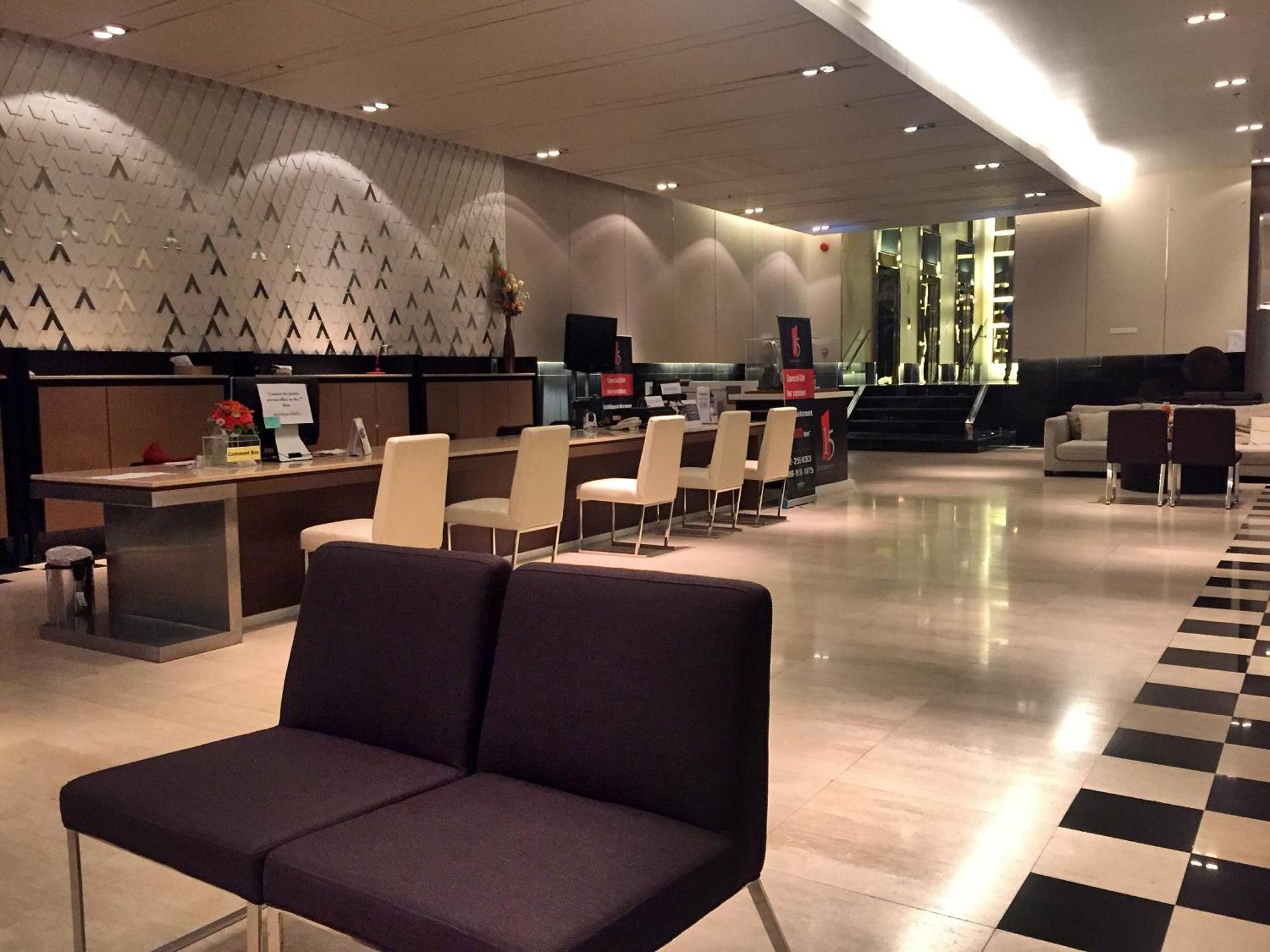 Cozy Studio Walk To Bts Free Wi-Fi Great Location Bangkok Buitenkant foto