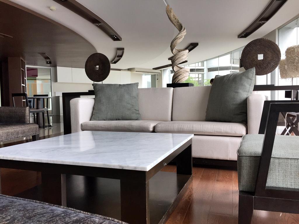 Cozy Studio Walk To Bts Free Wi-Fi Great Location Bangkok Buitenkant foto