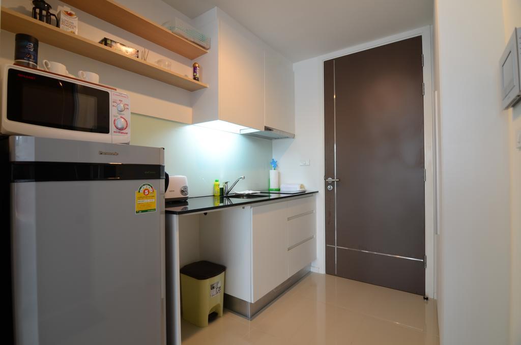 Cozy Studio Walk To Bts Free Wi-Fi Great Location Bangkok Buitenkant foto